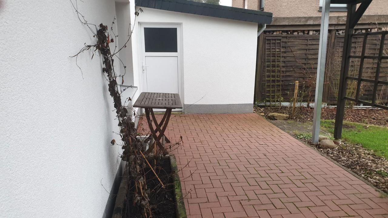 Ferienwohnung Mit Terrasse, Kostenloses Wlan, Parkplatz Bad Oeynhausen Ngoại thất bức ảnh