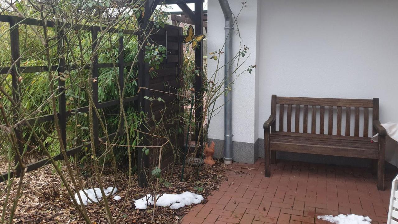 Ferienwohnung Mit Terrasse, Kostenloses Wlan, Parkplatz Bad Oeynhausen Ngoại thất bức ảnh